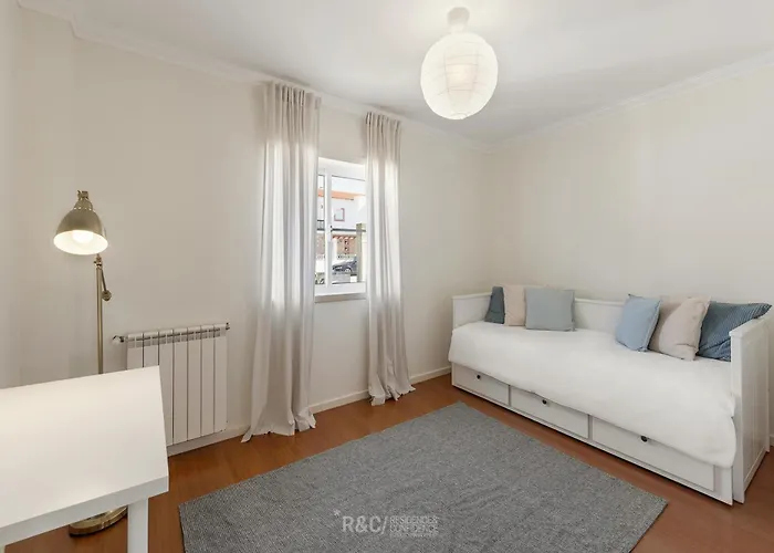 Serene Villa - Perfect Family Retreat Near Nazare ヴィラ Famalicão