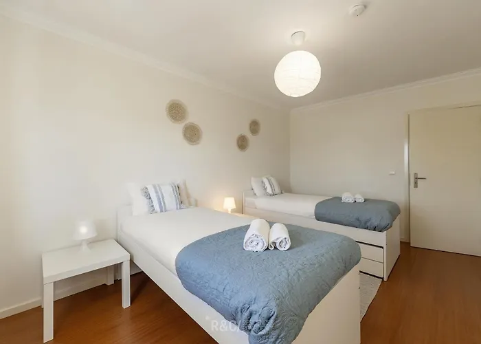 Serene Villa - Perfect family retreat near Nazaré *