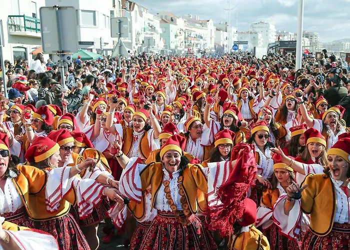 Serene Villa - Perfect family retreat near Nazaré Villa